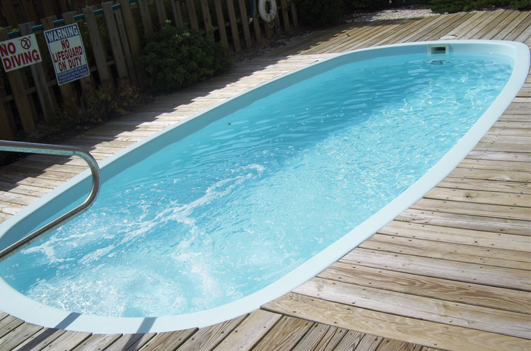 Roatana Pool